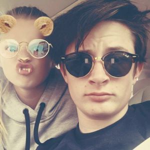 Meet your Posher, Chase